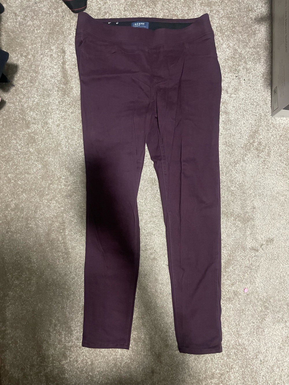 Old Navy Skinny Jeggings in Plum